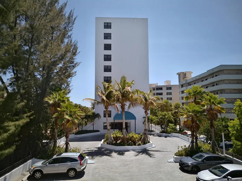 1500 N Ocean Boulevard Pompano Beach FL 33062