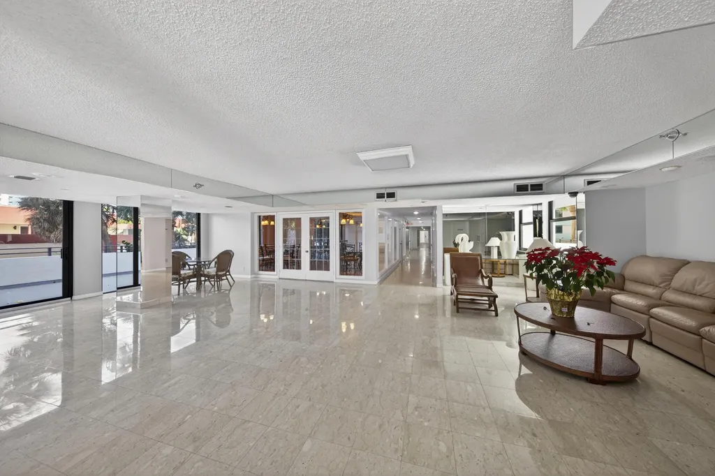 1500 N Ocean Boulevard Pompano Beach FL 33062