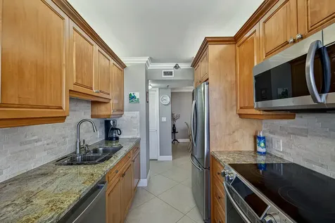 1500 N Ocean Boulevard Pompano Beach FL 33062