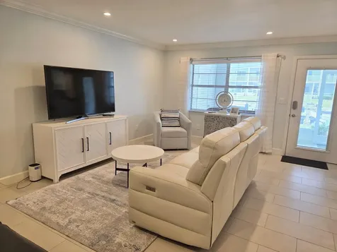 110 Shore Court North Palm Beach FL 33408