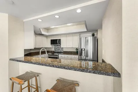 100 SE 5th Avenue Boca Raton FL 33432