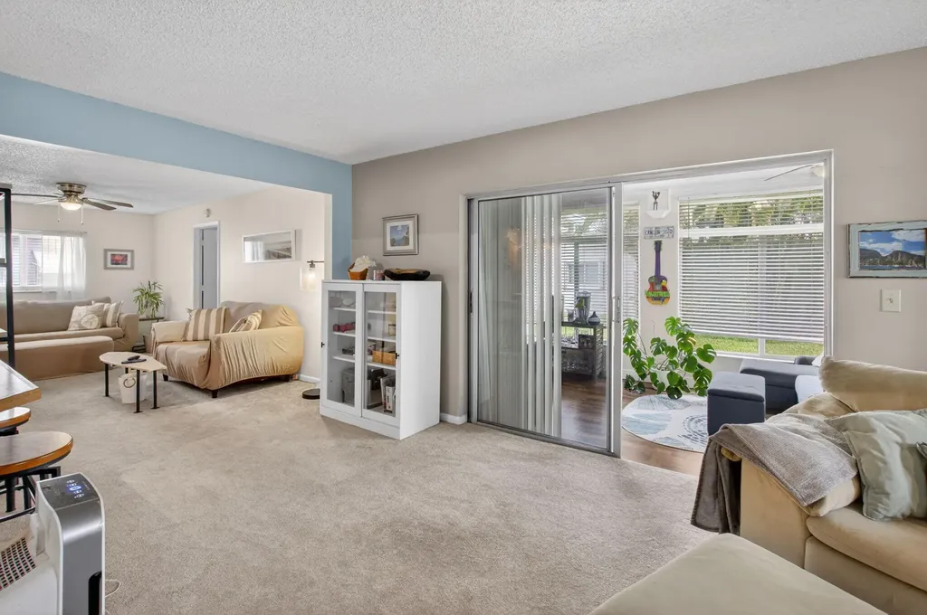 1803 SW 22nd Way Boynton Beach FL 33426