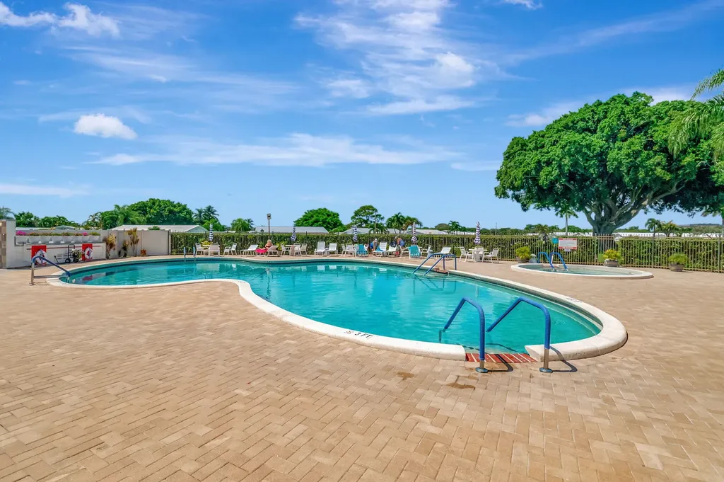 1803 SW 22nd Way Boynton Beach FL 33426