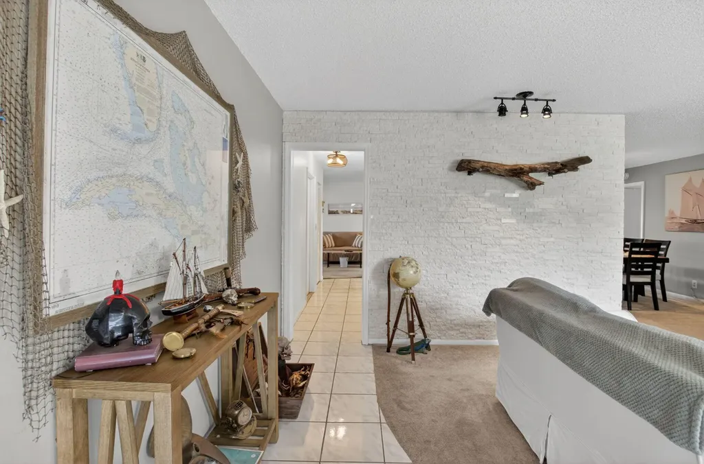 1803 SW 22nd Way Boynton Beach FL 33426