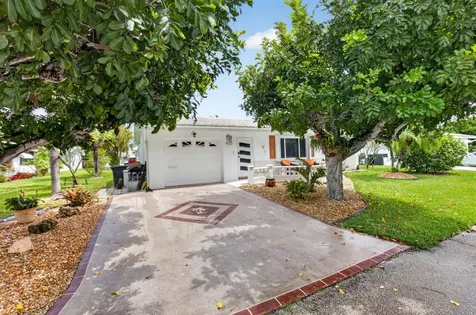 1803 SW 22nd Way Boynton Beach FL 33426