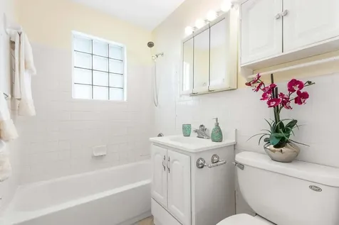 272 NE 13th Street Delray Beach FL 33444