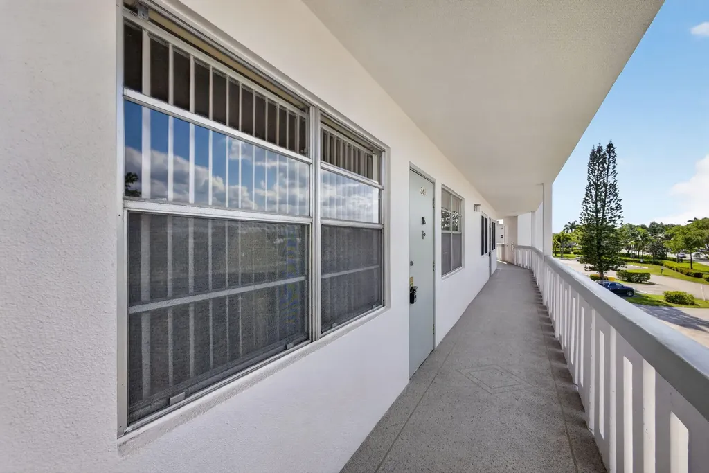 348 Wellington H West Palm Beach FL 33417