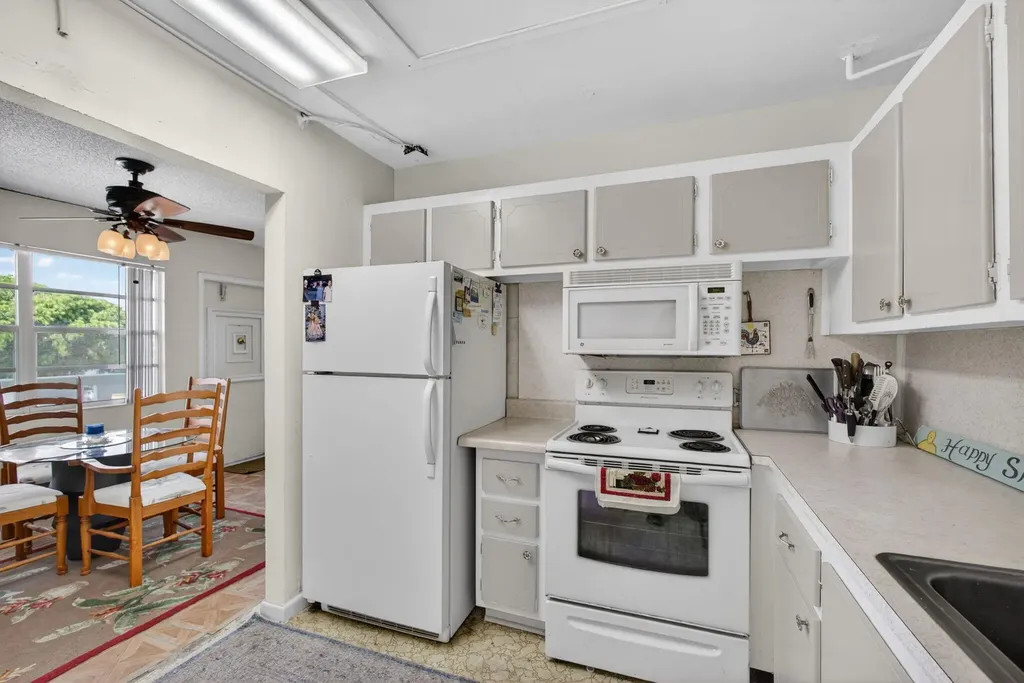 348 Wellington H West Palm Beach FL 33417