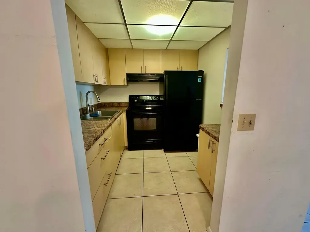 75 Farnham D Deerfield Beach FL 33442