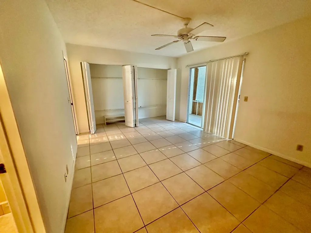 75 Farnham D Deerfield Beach FL 33442