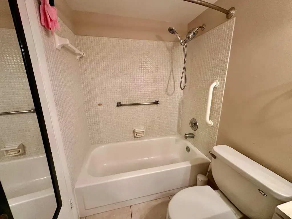 75 Farnham D Deerfield Beach FL 33442
