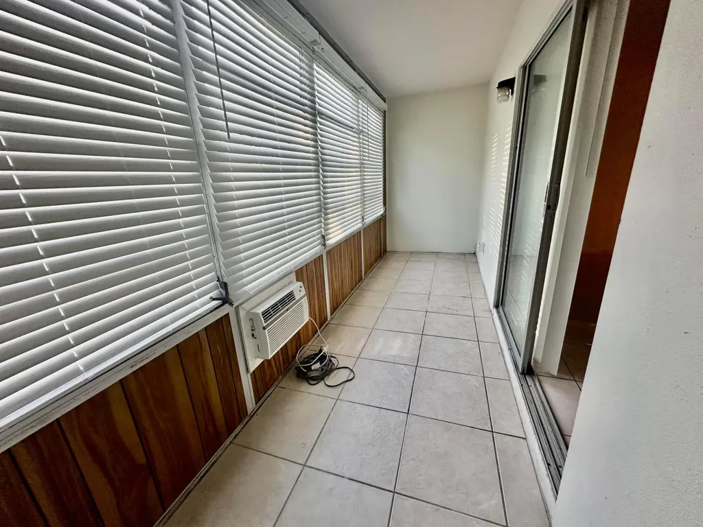 75 Farnham D Deerfield Beach FL 33442