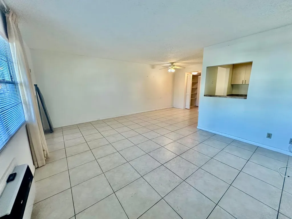 75 Farnham D Deerfield Beach FL 33442