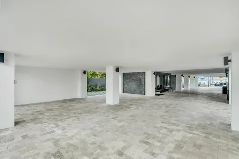 16 Seaside Avenue Key Largo FL 33037