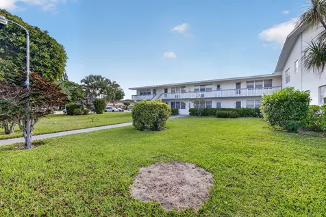 157 Camden G West Palm Beach FL 33417