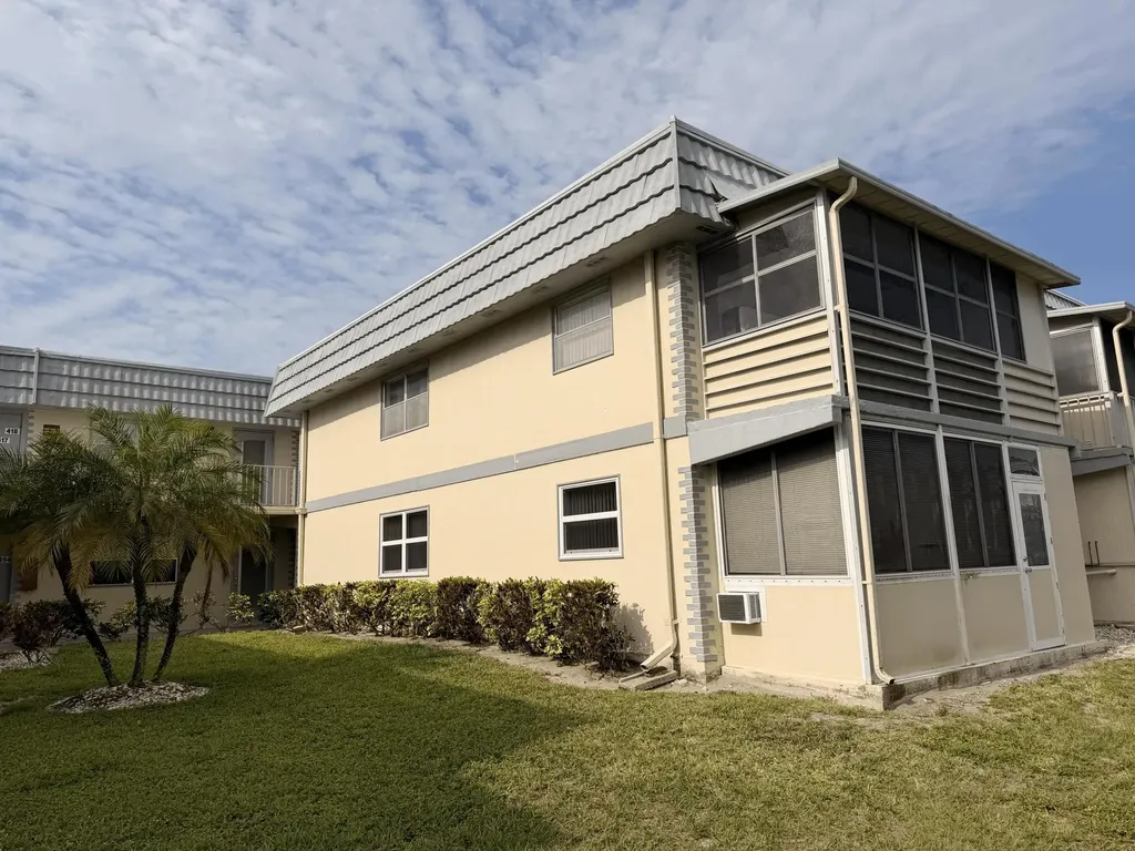 419 Brittany Drive Delray Beach FL 33446