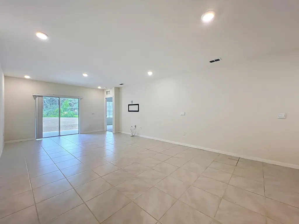 20029 Royal Tern Court Leesburg FL 34748