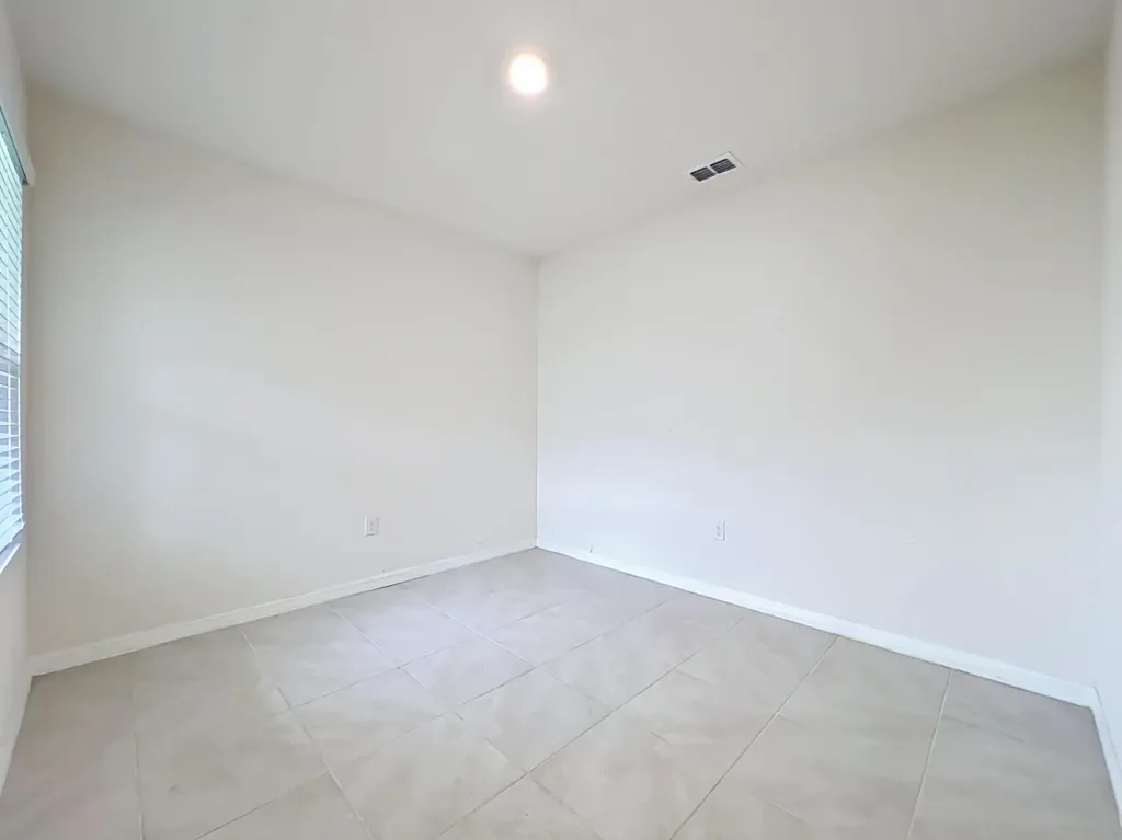 20029 Royal Tern Court Leesburg FL 34748
