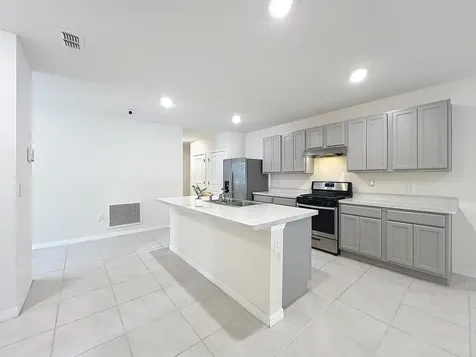 20029 Royal Tern Court Leesburg FL 34748