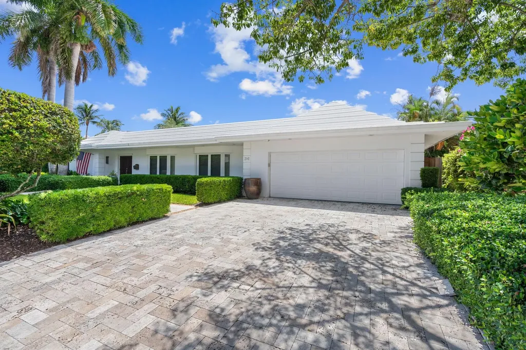 2848 NE 35th Court Fort Lauderdale FL 33308