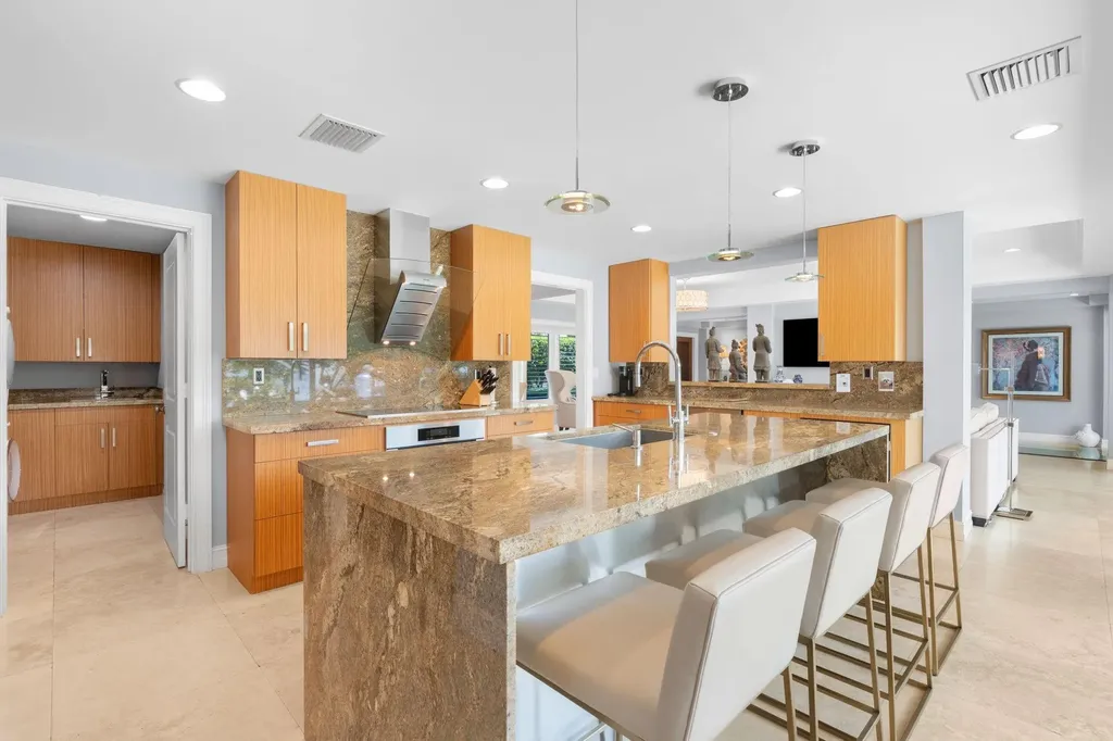 2848 NE 35th Court Fort Lauderdale FL 33308