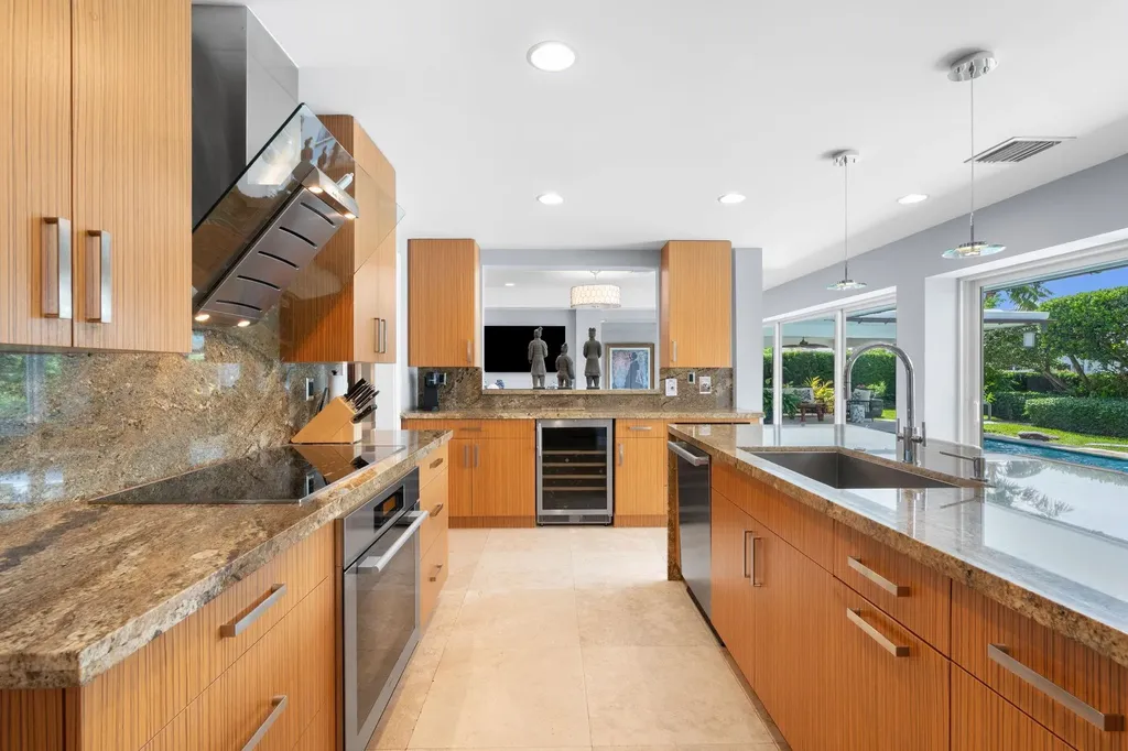 2848 NE 35th Court Fort Lauderdale FL 33308