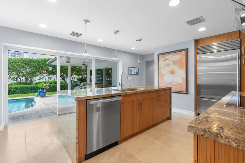 2848 NE 35th Court Fort Lauderdale FL 33308