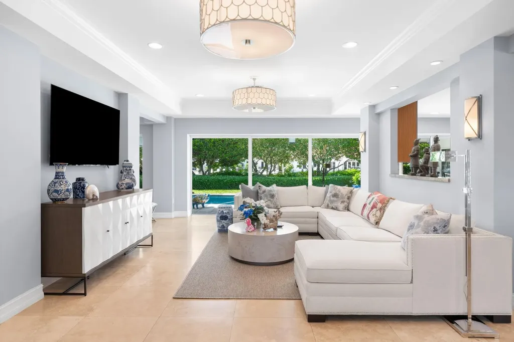 2848 NE 35th Court Fort Lauderdale FL 33308