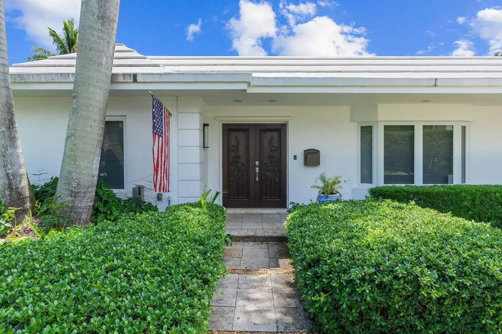 2848 NE 35th Court Fort Lauderdale FL 33308