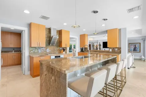 2848 NE 35th Court Fort Lauderdale FL 33308