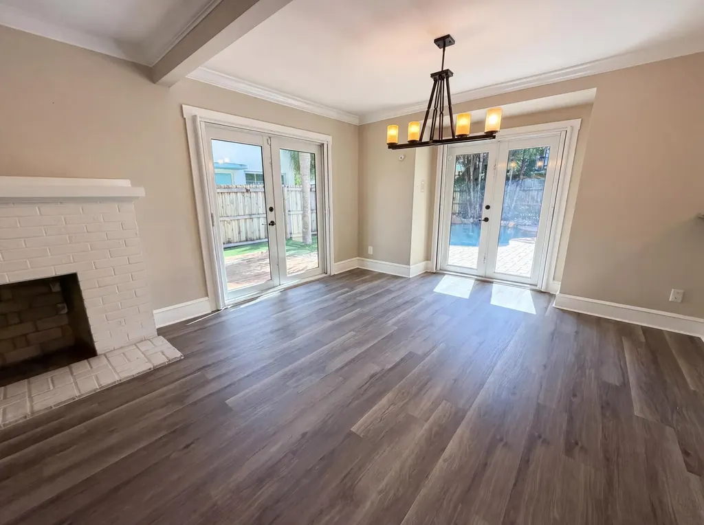 207 S Ocean Breeze Lake Worth Beach FL 33460