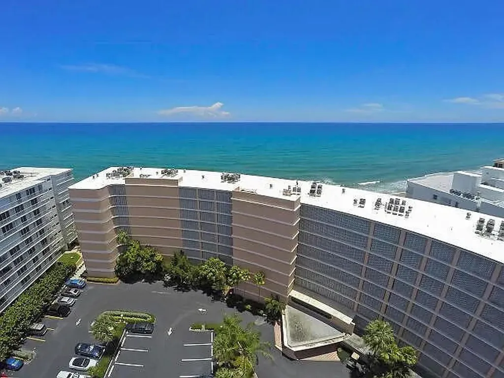 3590 S Ocean Boulevard South Palm Beach FL 33480