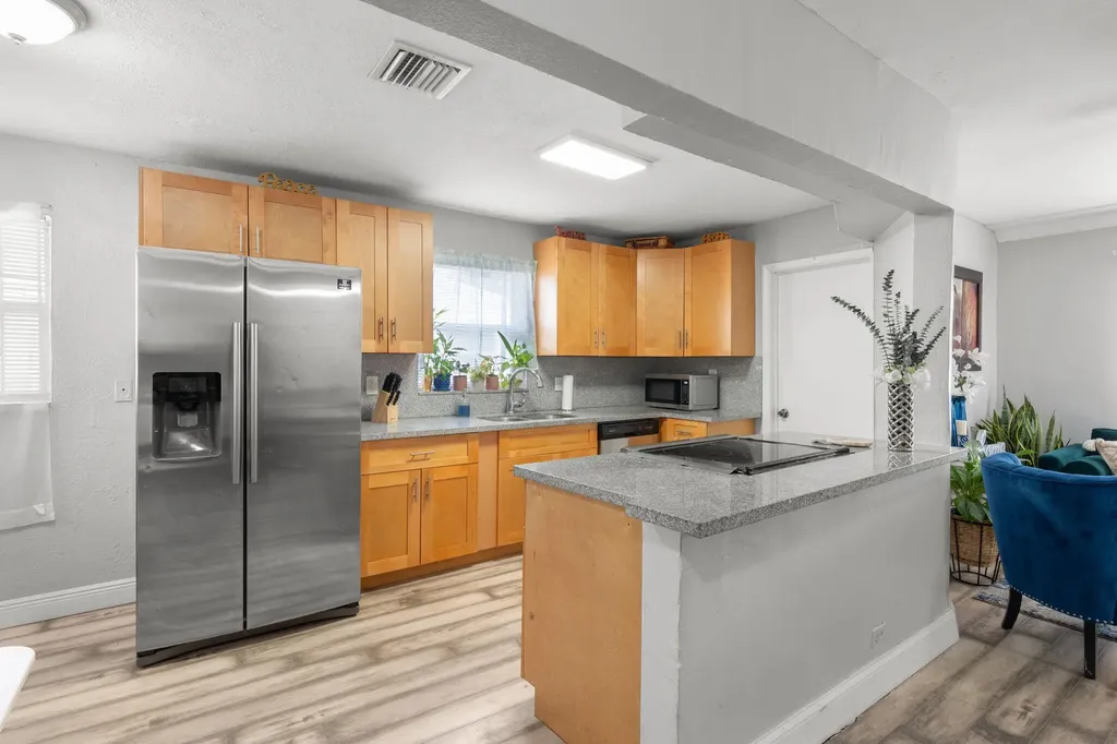 1241 NW 30th Avenue Fort Lauderdale FL 33311