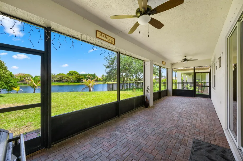 112 Ibisca Terrace Royal Palm Beach FL 33411