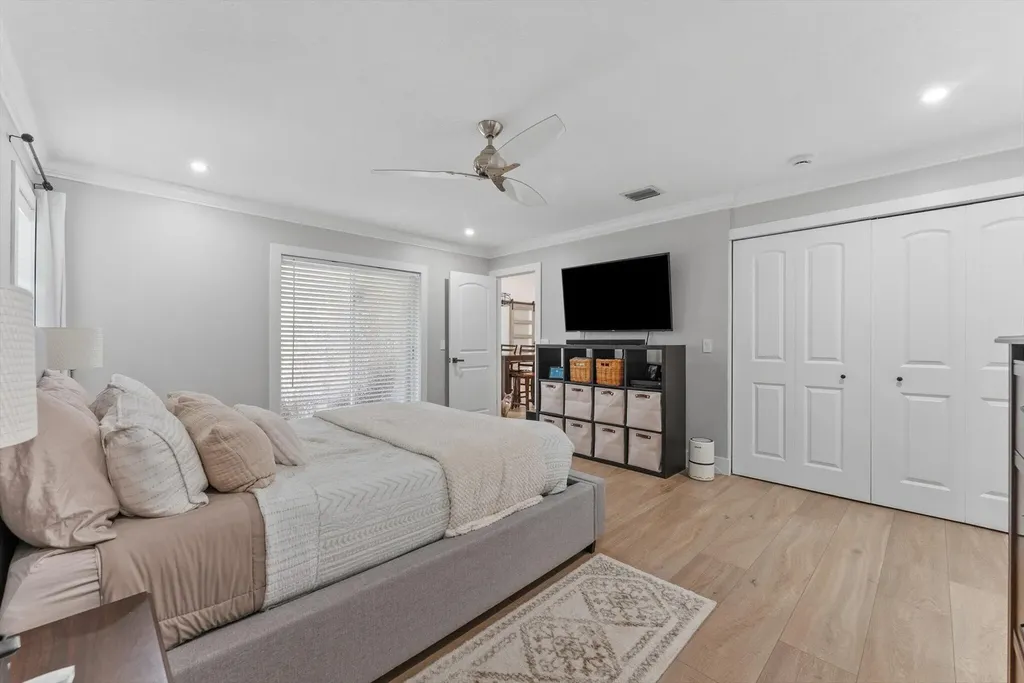 1651 NW 106th Way Coral Springs FL 33071
