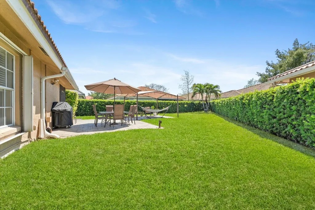 1651 NW 106th Way Coral Springs FL 33071