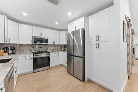 1651 NW 106th Way Coral Springs FL 33071