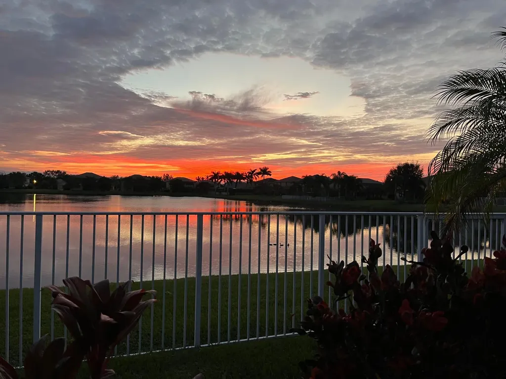 1010 SW Ruby Avenue Avenue SW Vero Beach FL 32968