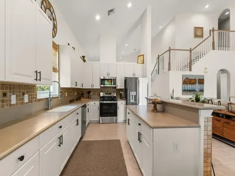 1010 SW Ruby Avenue Avenue SW Vero Beach FL 32968