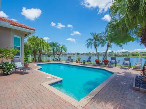 1010 SW Ruby Avenue Avenue SW Vero Beach FL 32968