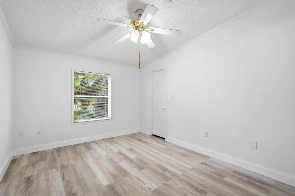1500 SW 65th Avenue Boca Raton FL 33428