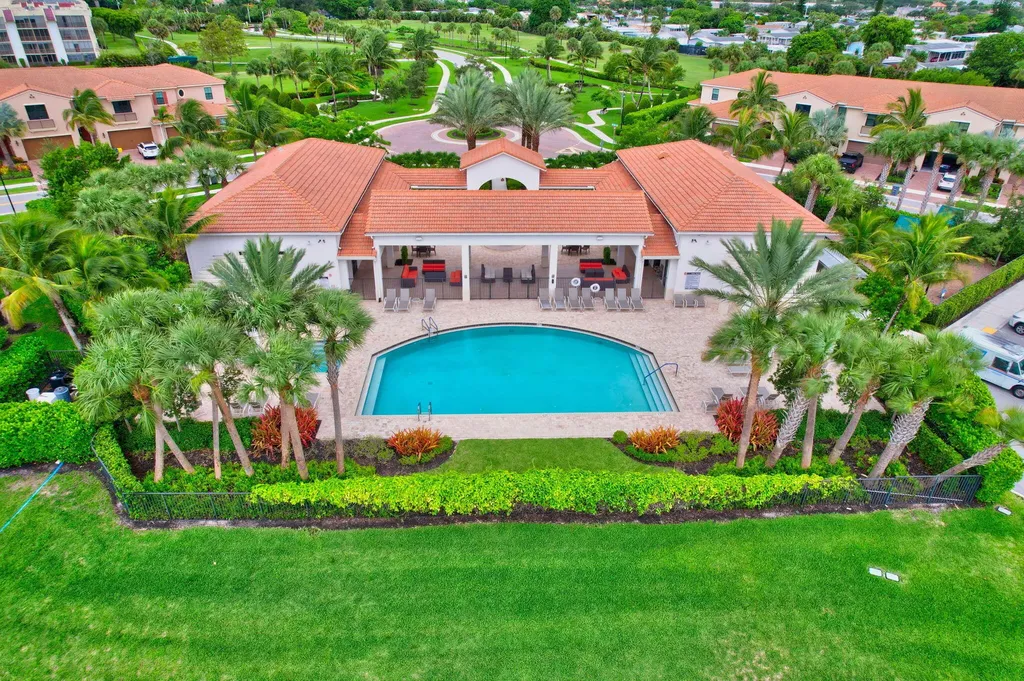 10106 Akenside Drive Boca Raton FL 33428