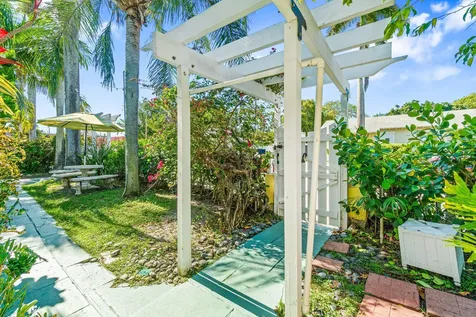629 Selkirk Street West Palm Beach FL 33405