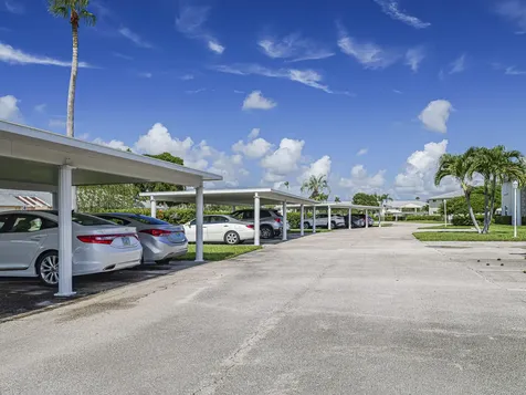 870 Lake Orchid Circle Vero Beach FL 32962