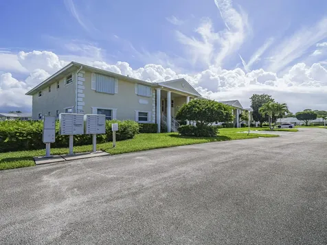 870 Lake Orchid Circle Vero Beach FL 32962