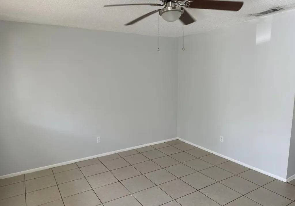 13933/931 First Street Fort Myers FL 33905