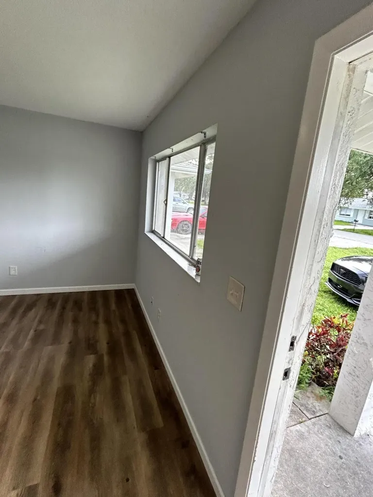 13933/931 First Street Fort Myers FL 33905