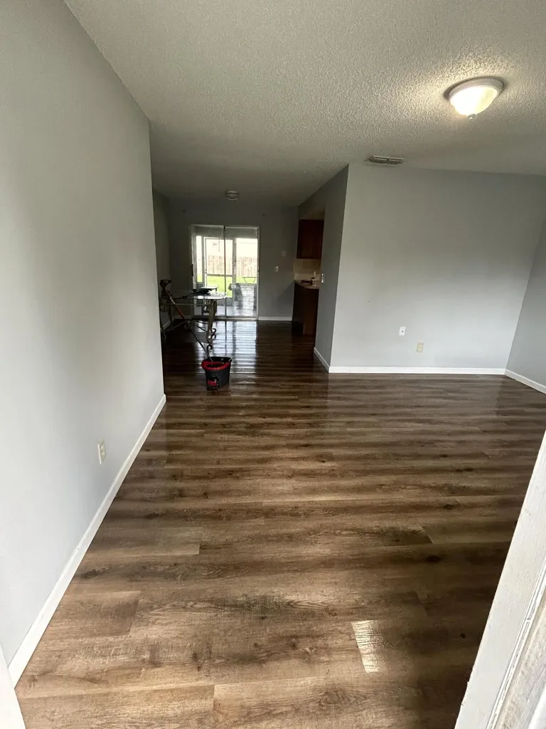 13933/931 First Street Fort Myers FL 33905