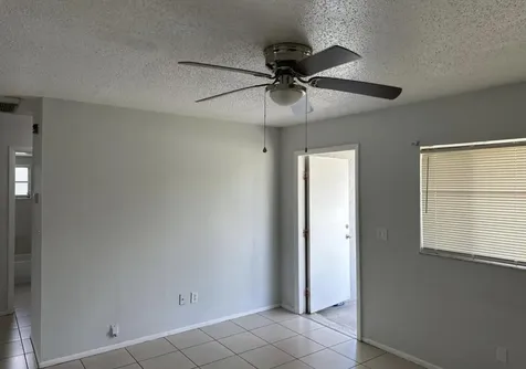 13933/931 First Street Fort Myers FL 33905