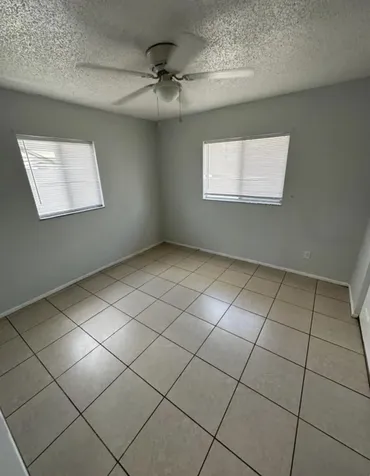 13933/931 First Street Fort Myers FL 33905